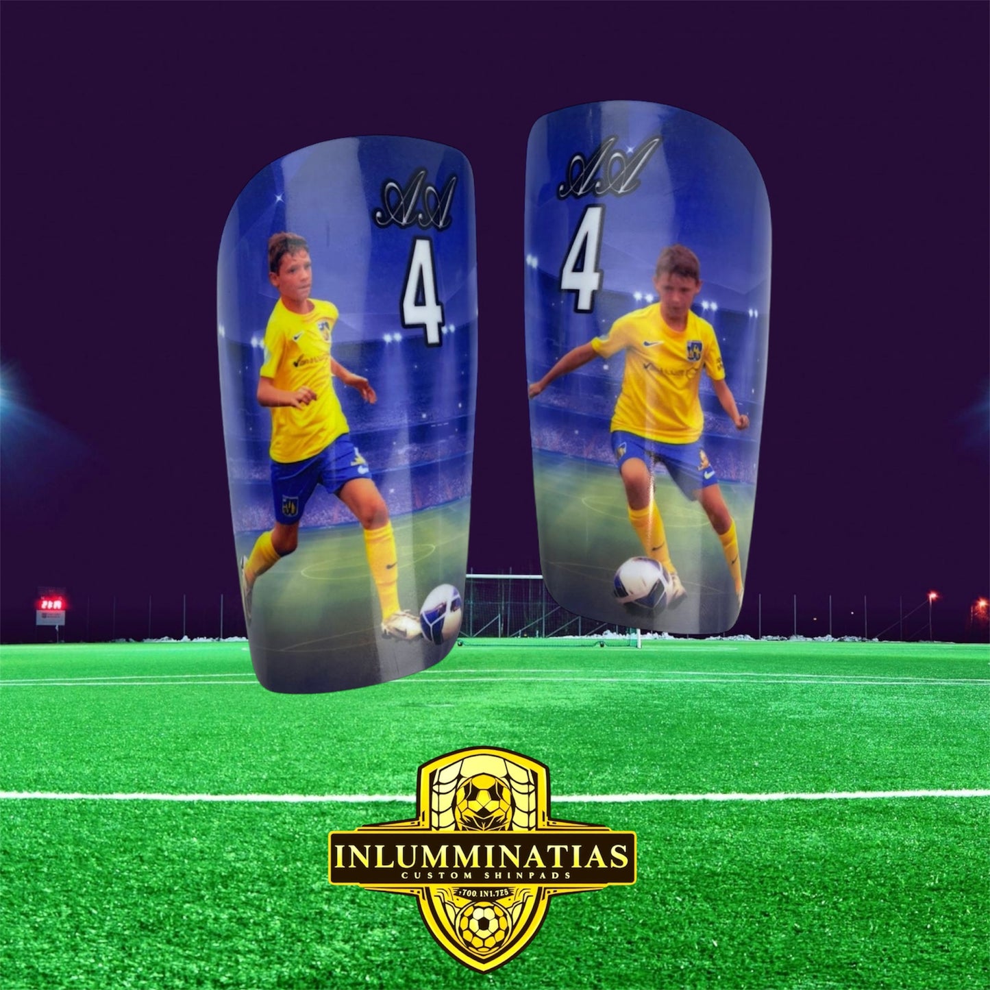 Gepersonaliseerde scheenlappen en scheenbeschermers met eigen foto's en afbeeldingen kopen of bestellen, hoge kwaliteit , voetbal , rugby , hockey , veld , sport , uniek cadeau , origineel geschenk , aangepast design , verschillende maten , veldsporten , sportartikelen , sportaccessoires, accessoires , je eigen scheenlappen ontwerpen , eigen ontwerp , eigen design , kopen , hoge kwaliteit , voetballer , voetballers , cadeau of geschenk voor sporters , eigen foto's , eigen afbeeldingen , snelle levering ,